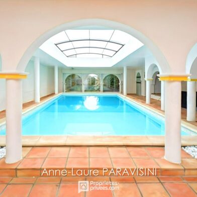 Maison 10 pièces 600000 €