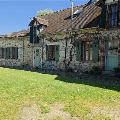 Maison 13 pièces 236766 €