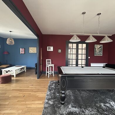 Appartement 5 pièces 313800 €