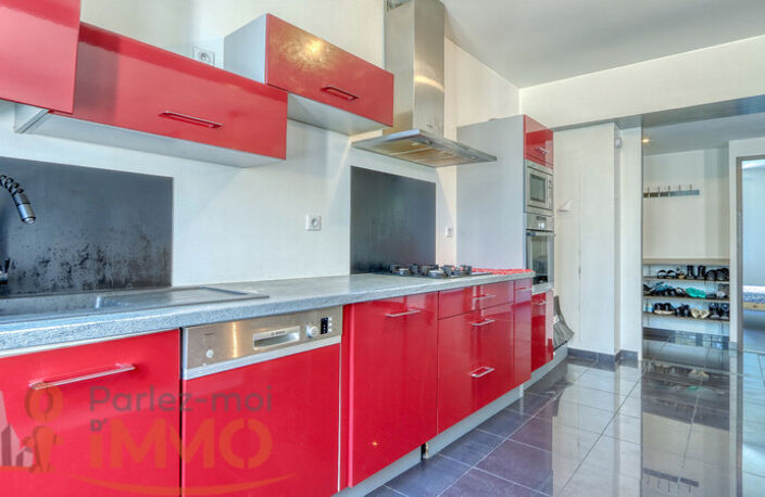 T4 — photo 2