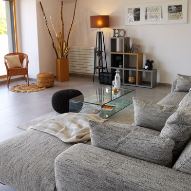 Appartement 4 pièces 279000 €