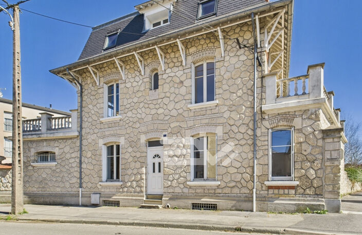 Magnifique maison de maître en centre ville de Fismes — photo 3