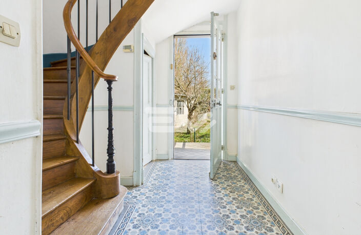 Magnifique maison de maître en centre ville de Fismes — photo 4