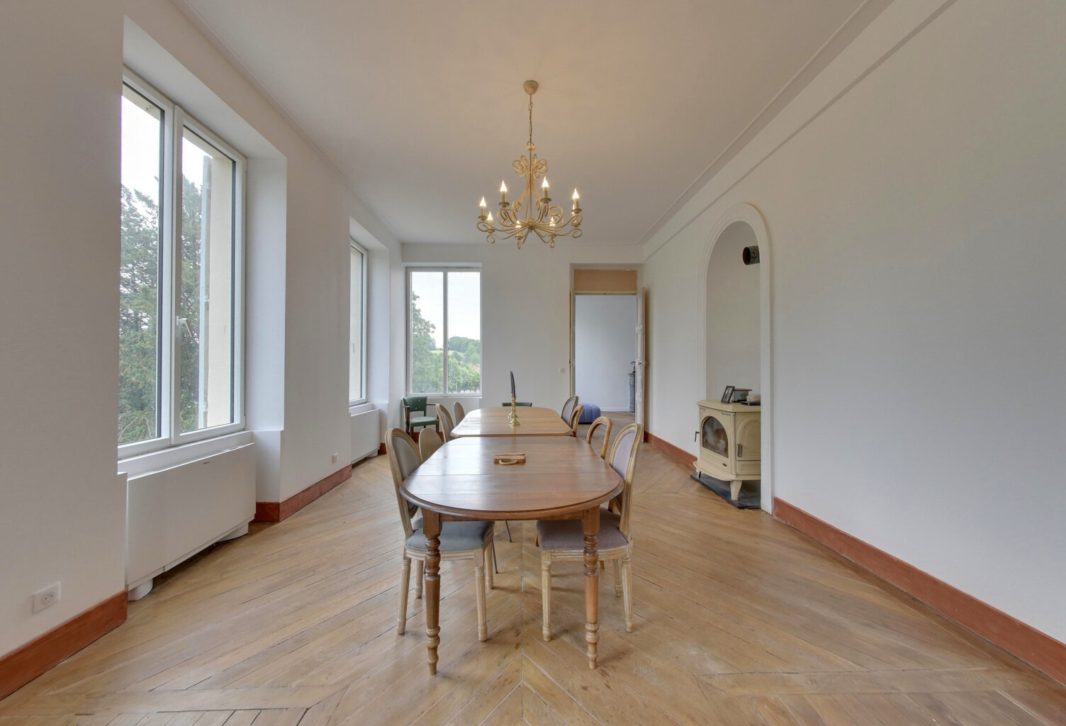 Vente maison 14 pièces 350 m² Château-Thierry (02400) — photo 1