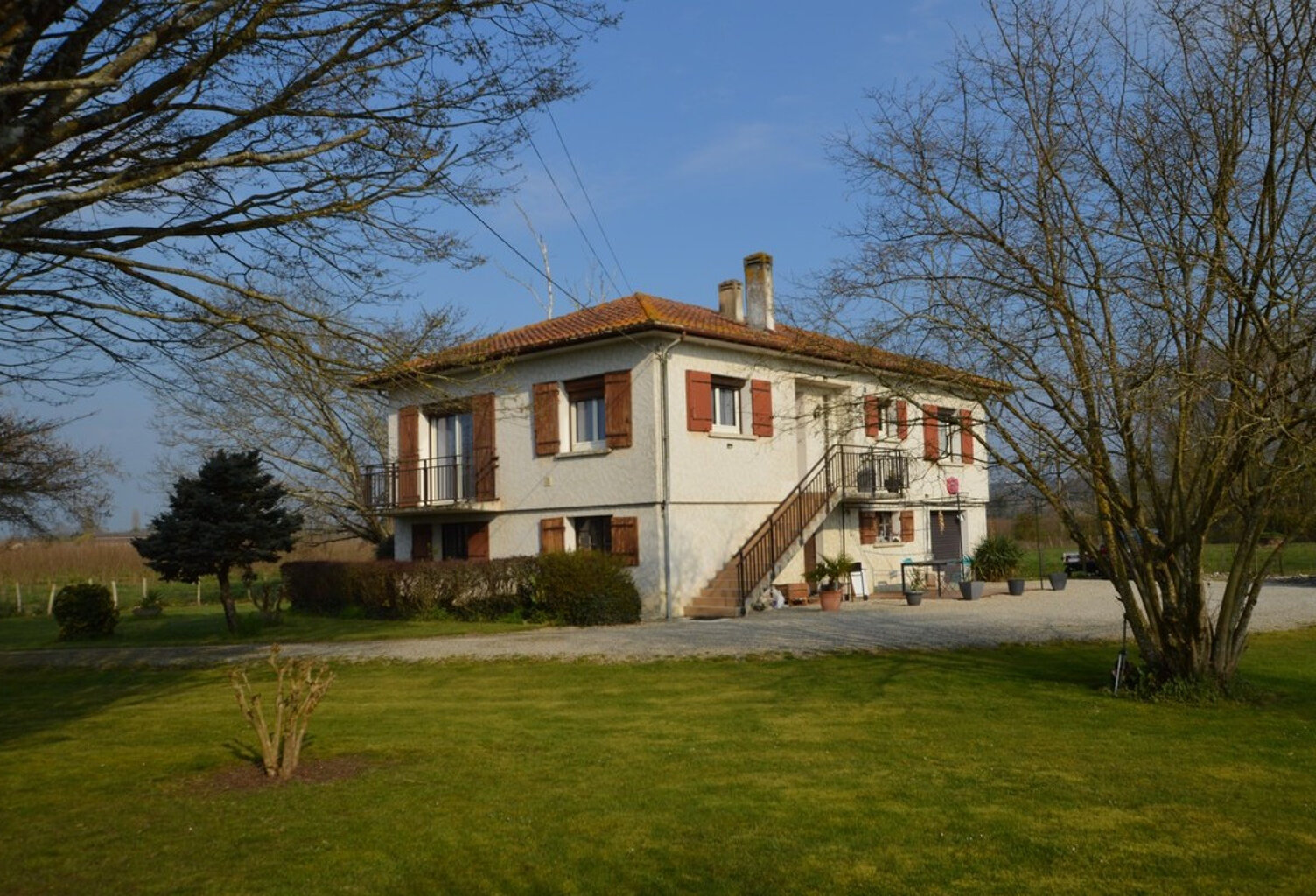 Maison des années 70  — photo 1