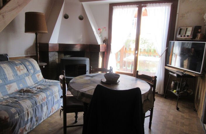 CONQUES EN ROUERGUE ENSEMBLE IMMOBILIER EN PIERRE AVEC TERRAIN  — photo 3