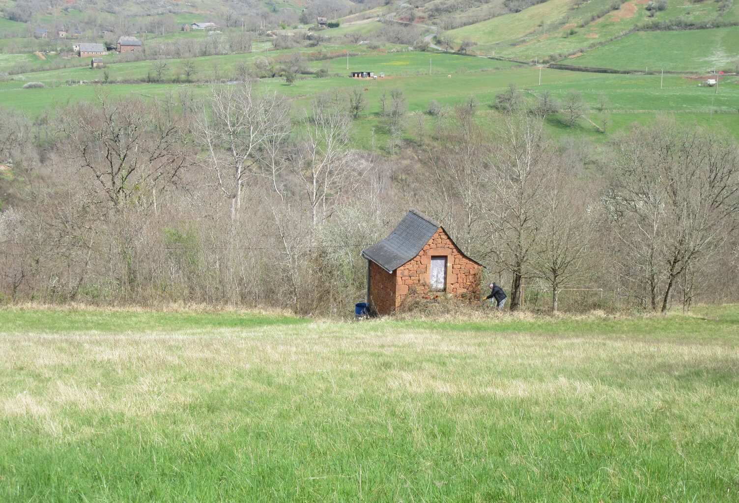 LE VALLON Jolie cabane de vigne avec terrain — photo 1