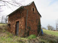 LE VALLON Jolie cabane de vigne avec terrain — photo 4