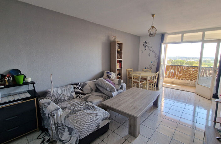 MONTPELLIER - APPARTEMENT T2 DE 60 M2 AVEC TERRASSE — photo 4