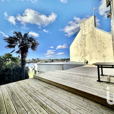 Appartement 7 pièces 332000 €