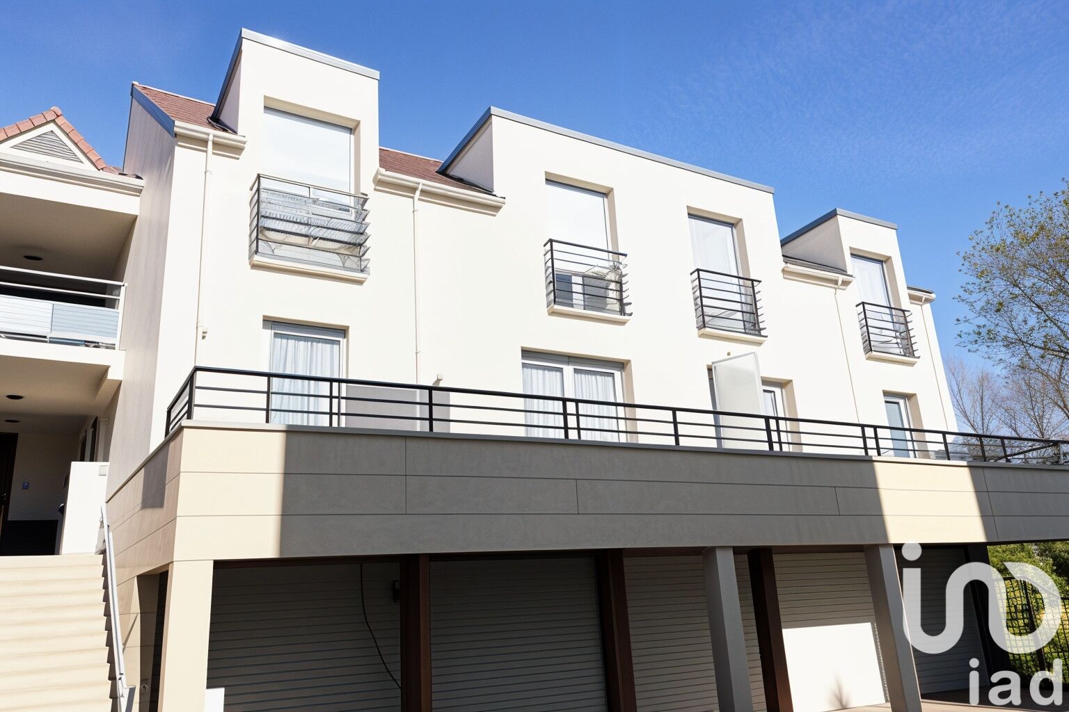 Saint-Germain-les-Corbeil - 64m² - 3p. - 2ch.