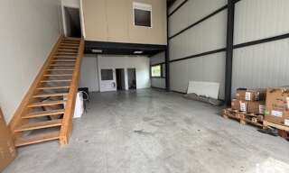 Commerce  131 m² à louer à Eysines (33320)