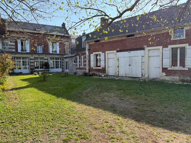 Maison Bourgeoise 7 pièces 4 chambres — photo du bien