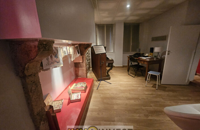 Locaux/Biens immobiliers — photo 4