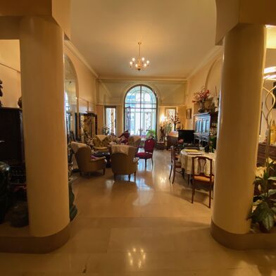 Appartement 5 pièces 365750 €