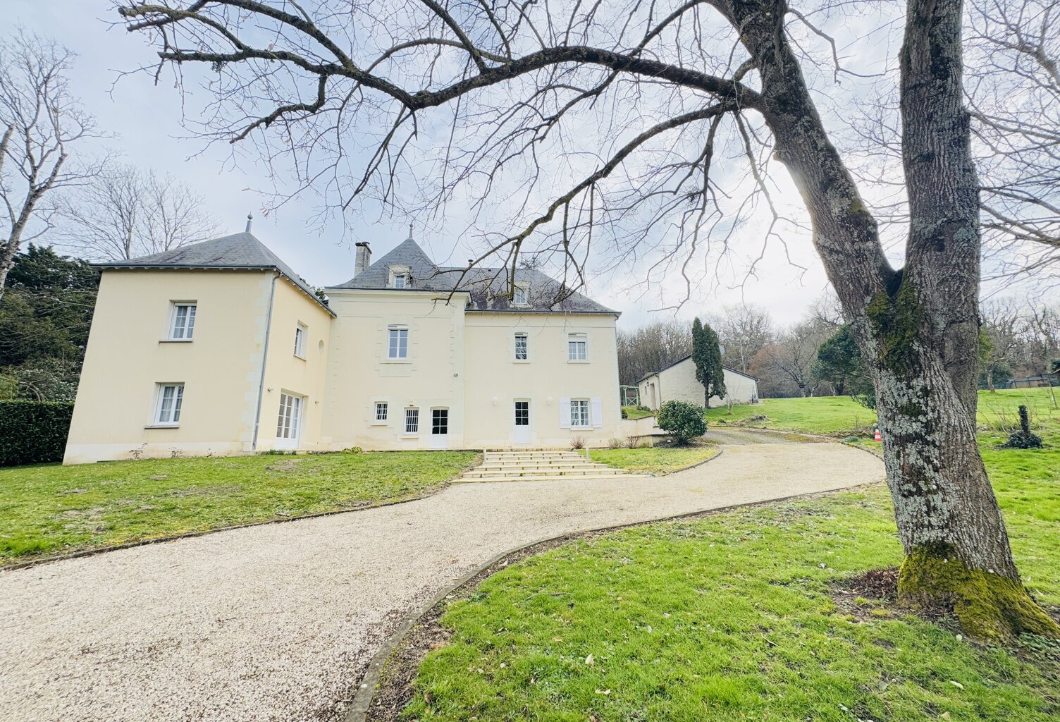 Propriété proche Chatellerault — photo 1