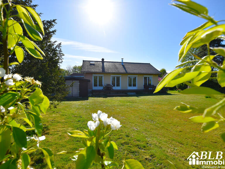 78690 Essarts-le-Roi   Maison de plain-pied nichée sur un gr — photo 1