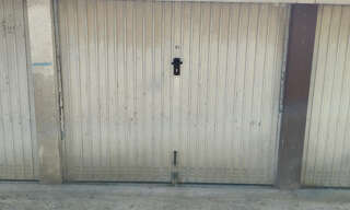 Garage   m² à louer à Aubagne (13400)