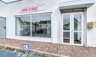 Commerce   m² à louer à Thourotte (60150)