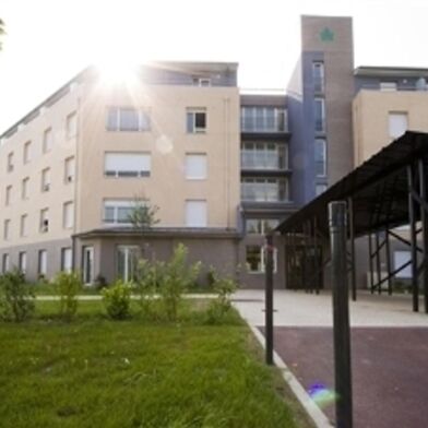 Appartement 1 pièces 60700 €