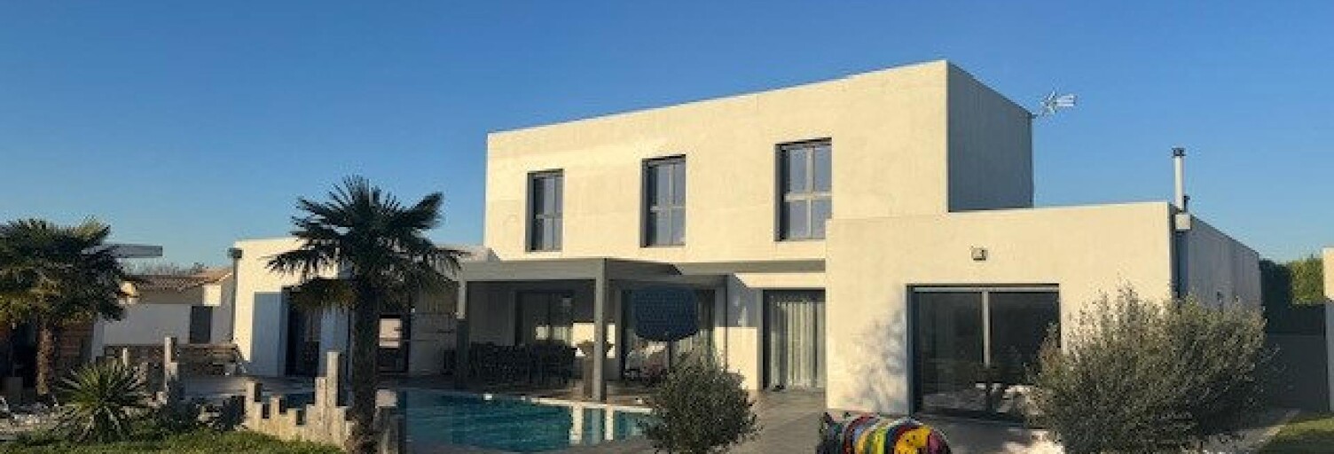Maison 10 Pièces 225 m² à vendre à Bessines (79000)