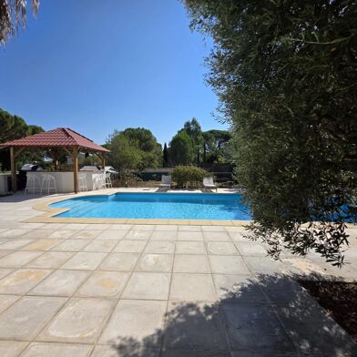 Maison 5 pièces 599000 €