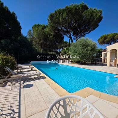 Maison 5 pièces 599000 €