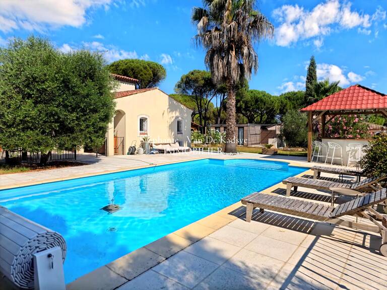 Villa 120m²  - 3 chambres - piscine - 2500m² de terrain  - dépendance- — photo 1