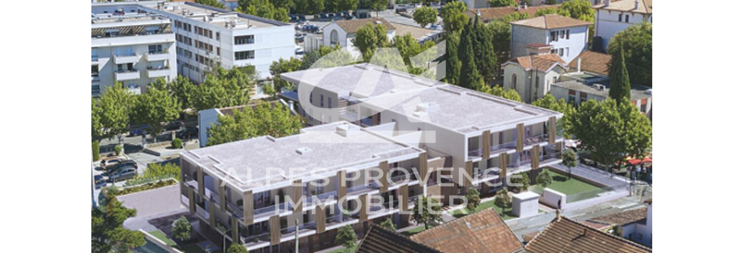 Commerce  246 m² à vendre à Rognac (13340)