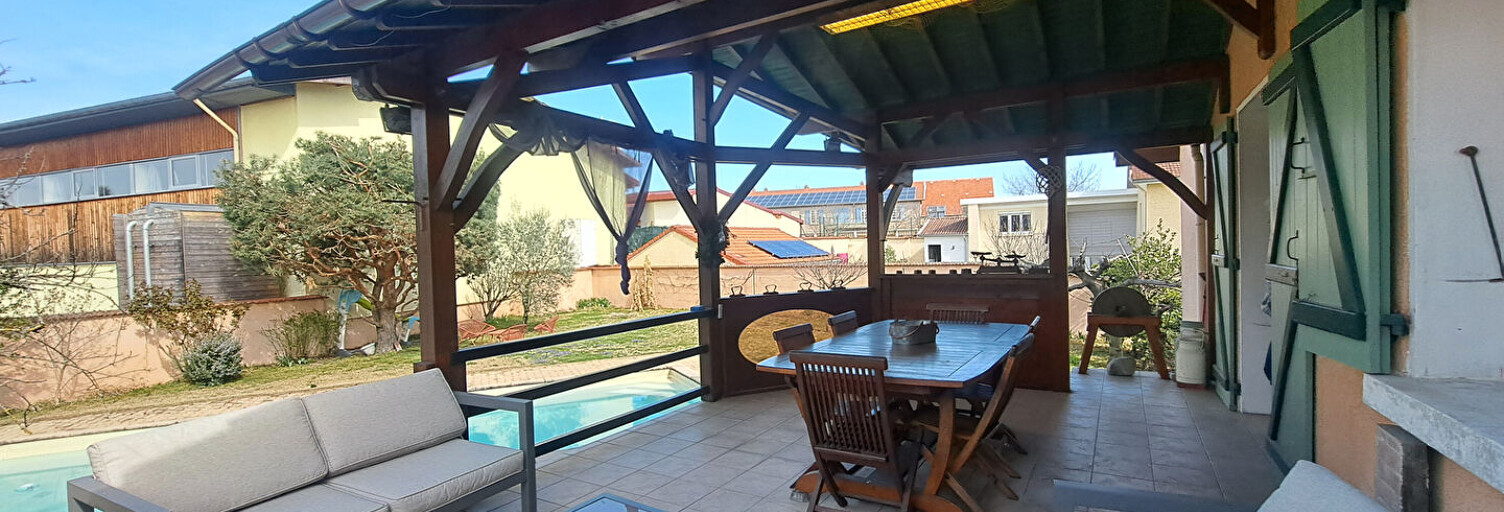 Maison 5 Pièces 132 m² à vendre à Charnècles (38140)