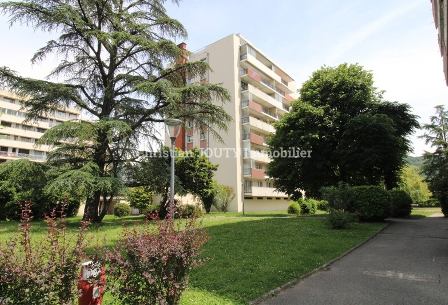 F3 — photo 1