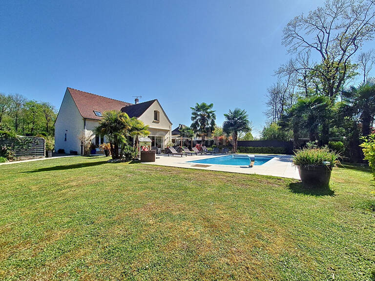 Maison Gouvieux 280M² habitables, jardin 2150 m² avec piscine — photo 1