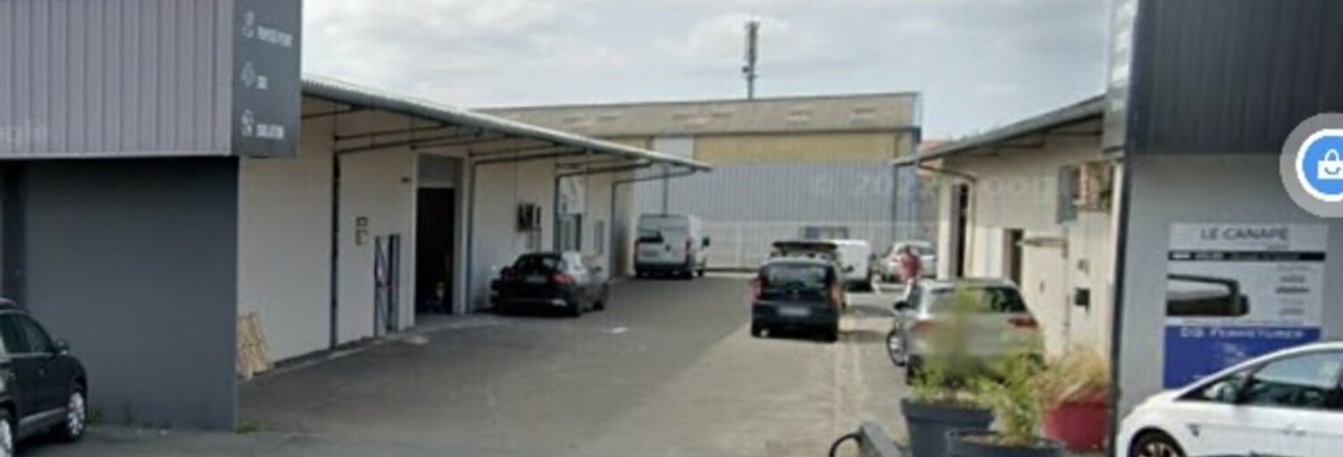 Commerce  450 m² à louer à Anglet (64600)