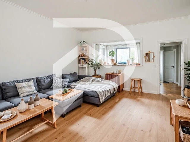 Suresnes Hypercentre - Duplex de 4 pièces 131m² - Cave — photo du bien