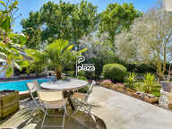 Exclusivité Plaza - Plaisance du Touch- Maison T5 de 160 m2 avec piscine sur un Terrain de 2500 m² avec un Garage de 90 m² + carport- Cuisine d'été — photo 4