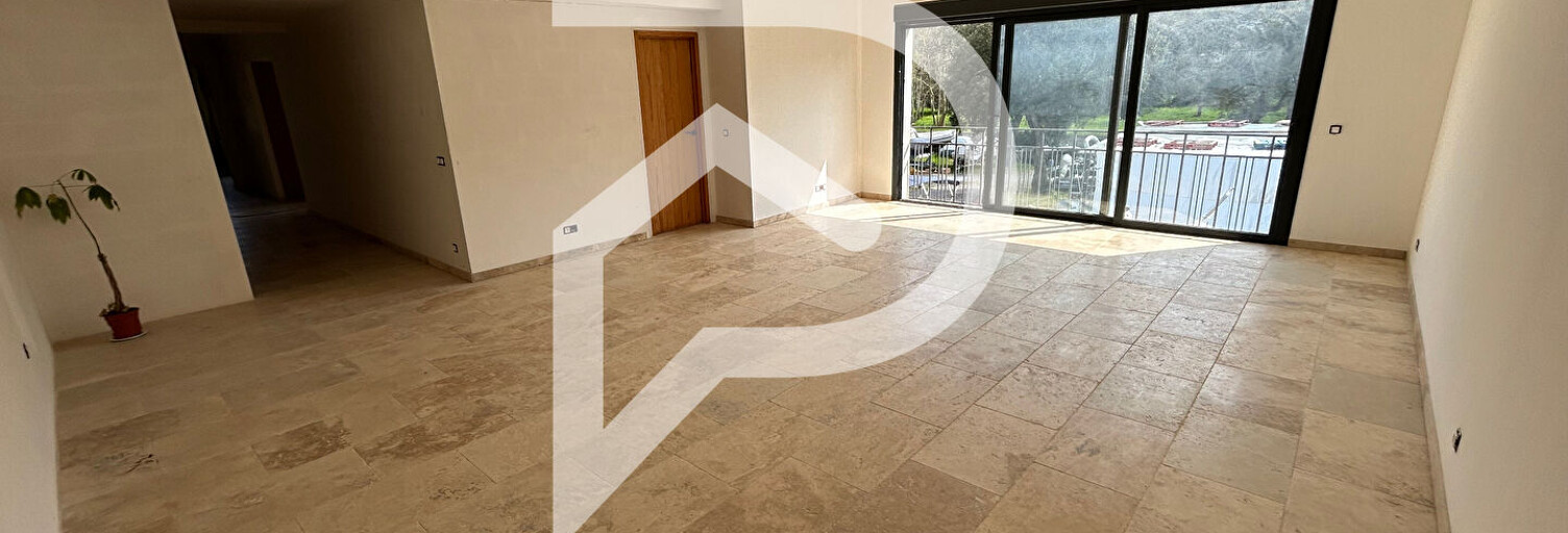 Commerce 6 Pièces 100 m² à louer à La Môle (83310)