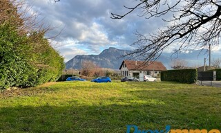 Terrain  450 m² à vendre à Saint-Jean-de-Moirans (38430)