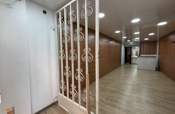 Local Commercial 36 m2 — photo 4