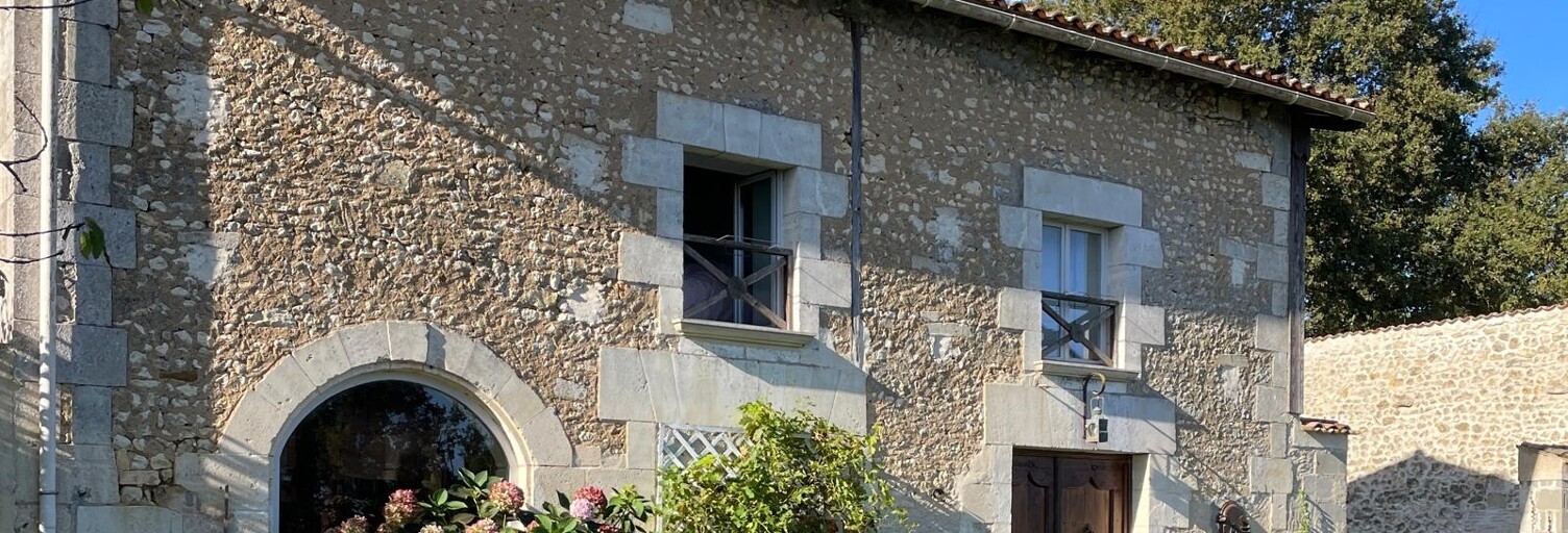 Maison 6 Pièces 233 m² à vendre à Montendre (17130)