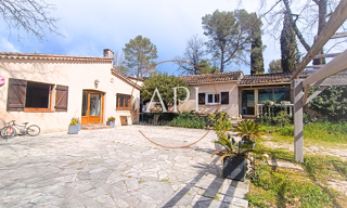 Maison 7 Pièces 150 m² à vendre à Saint-Paul-en-Forêt (83440)