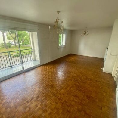 Appartement 4 pièces 191700 €