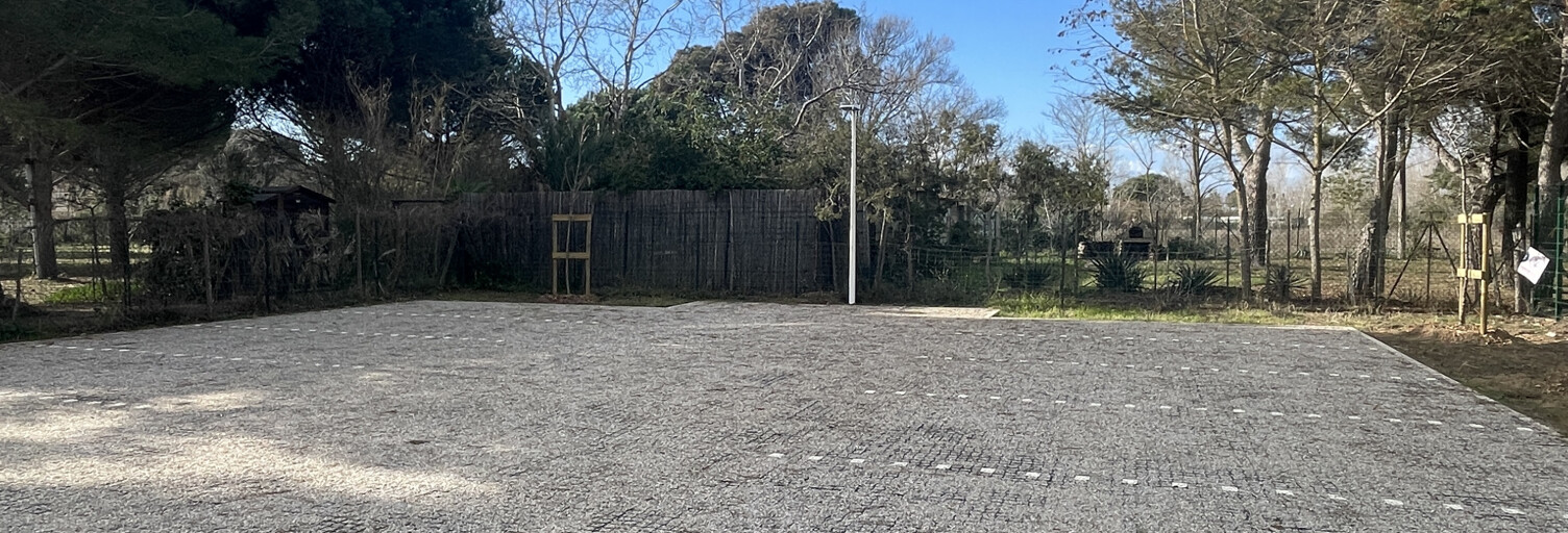 Garage  12 m² à louer à Vias (34450)