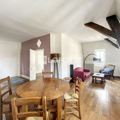 Appartement 4 pièces 935 €