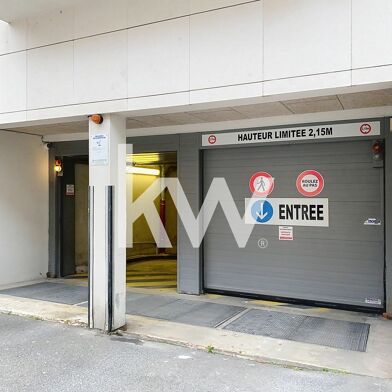 Garage  44000 €