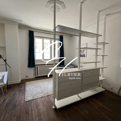 Appartement 1 pièces 690 €