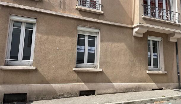 Bureau 2 pièces  à louer Rodez 12000