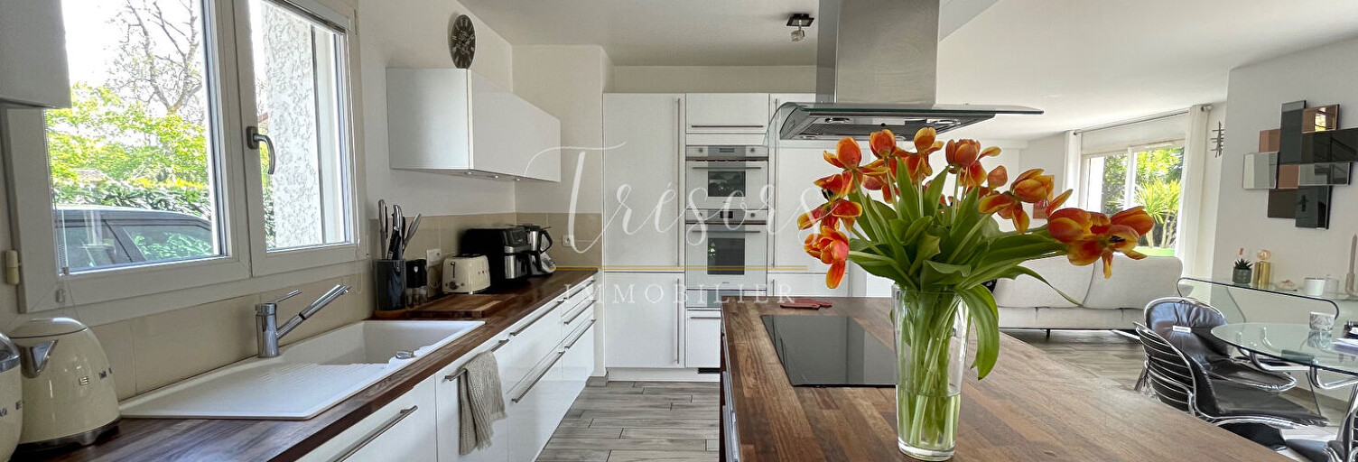 Maison 5 Pièces 146 m² à vendre à Divonne-les-Bains (01220)