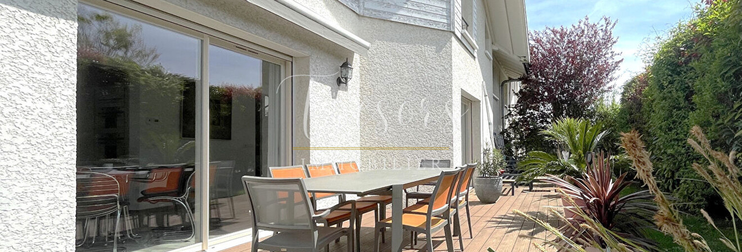 Maison 5 Pièces 146 m² à vendre à Divonne-les-Bains (01220)