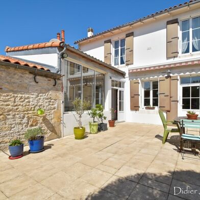 Maison 7 pièces 473200 €