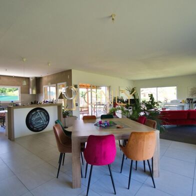 Maison 6 pièces 595000 €